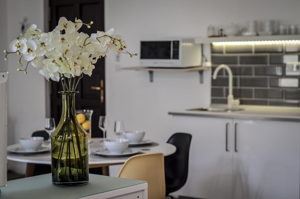 Baross Boutique Apartman Γκιόρ Δωμάτιο φωτογραφία